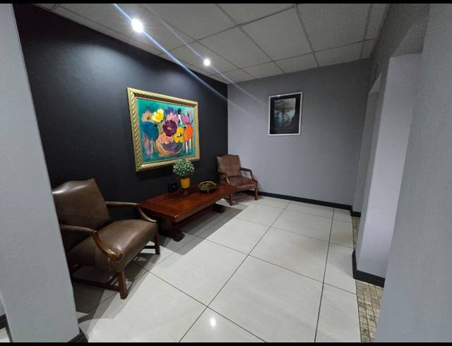 1,875M² BUSINESS FOR SALE IN THREE RIVERS